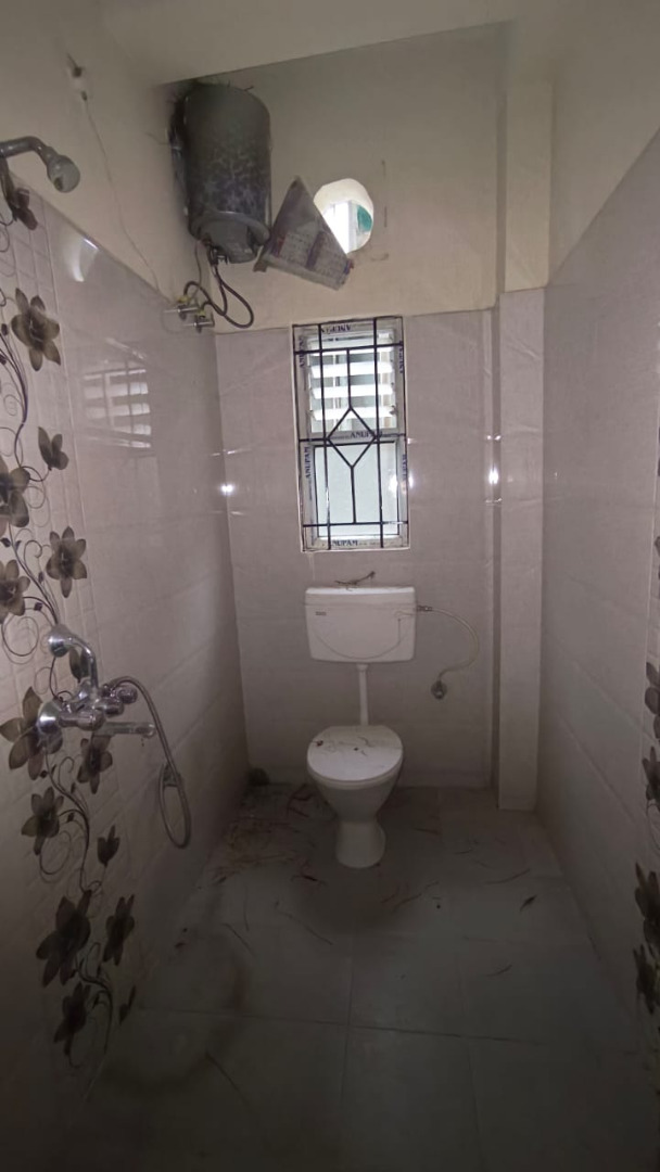 Unfurnished 3bhk in Swaraj Path, Resham Nagar, Khanapara, Guwahati, Assam, India for Rent